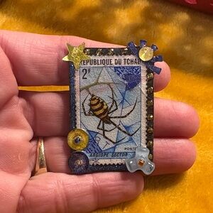 Willow Black and Blue Artistic Brooch